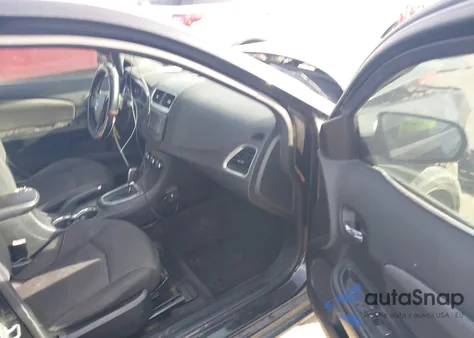 2013 Dodge Avenger Se z USA, uszkodzony, nr VIN 1C3CDZAB5DN725239